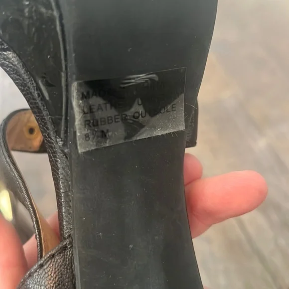 Michael Kors Chic Heels - Picture 9 of 9